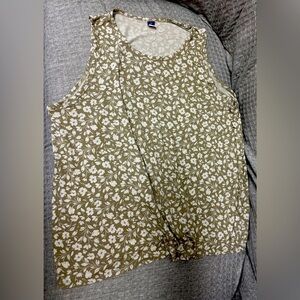 Old Navy size XL  soft tank 4 for $20 SALE!
